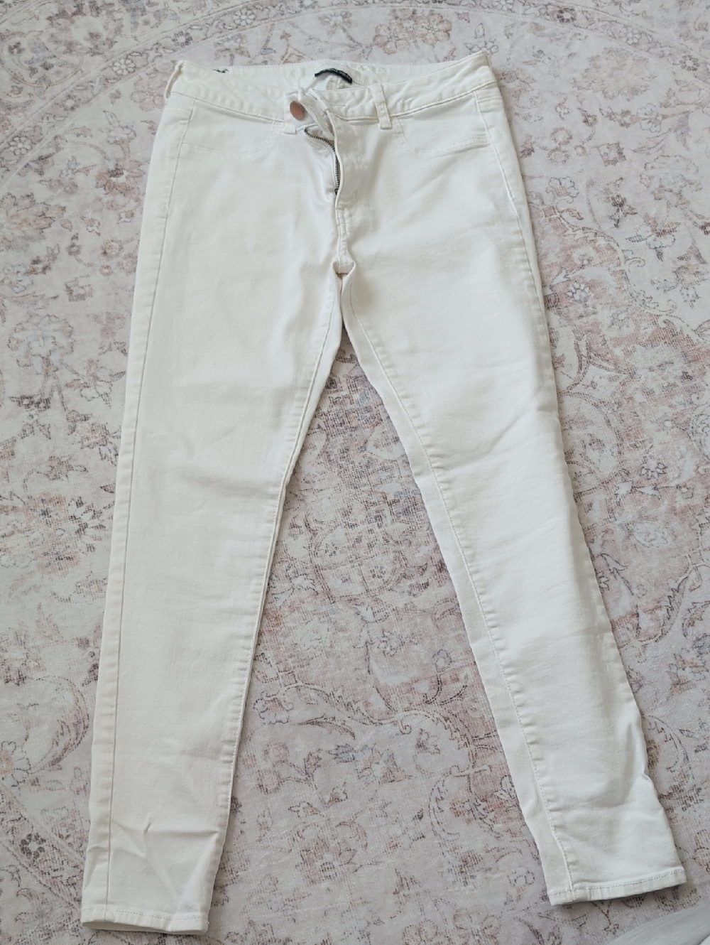 American Eagle Outfitters White Skinny Jegging Jeans Size 10
